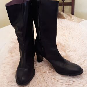 American eagle leather Outfitters  boots